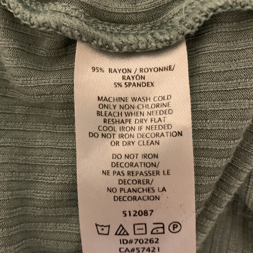 EUC Loft Ruffle Mock Neck Tank Top - Picture 6 of 8